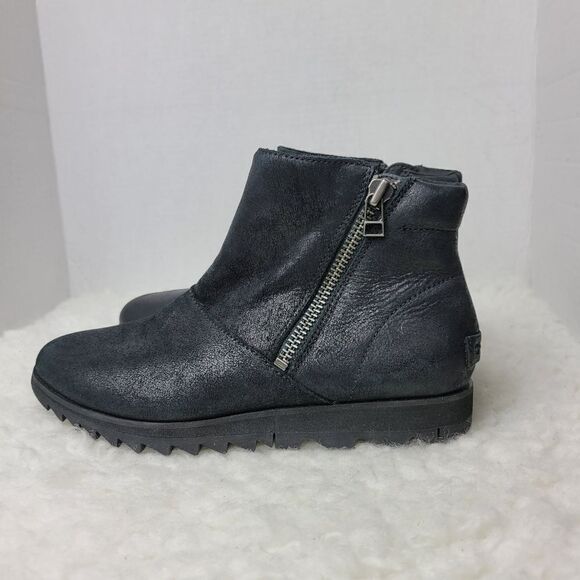 Ankle_Boots_&_Booties